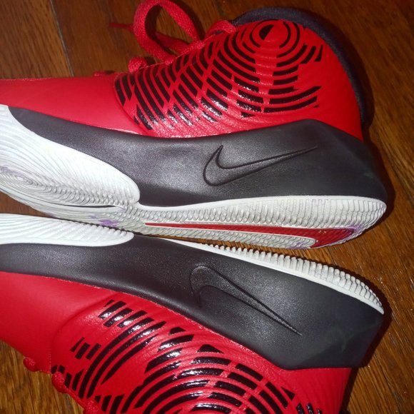 Nike sneakers for kids - Picture 2 of 2